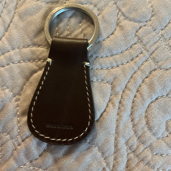 DOONEY & BOURKE - Picture 7 of 9